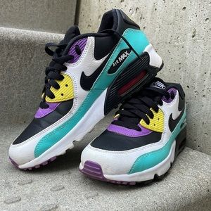 Air Max 90’s size 8-8.5 women’s (big kids 6.5)